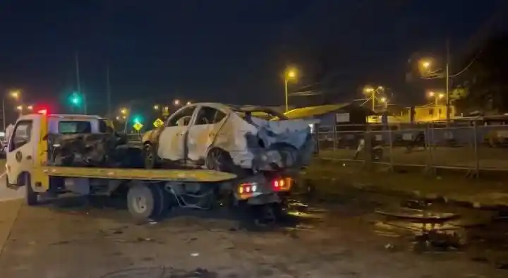 Dos choques bomba, detonaron cerca de la penitenciaria del litoral, un guía falleció.