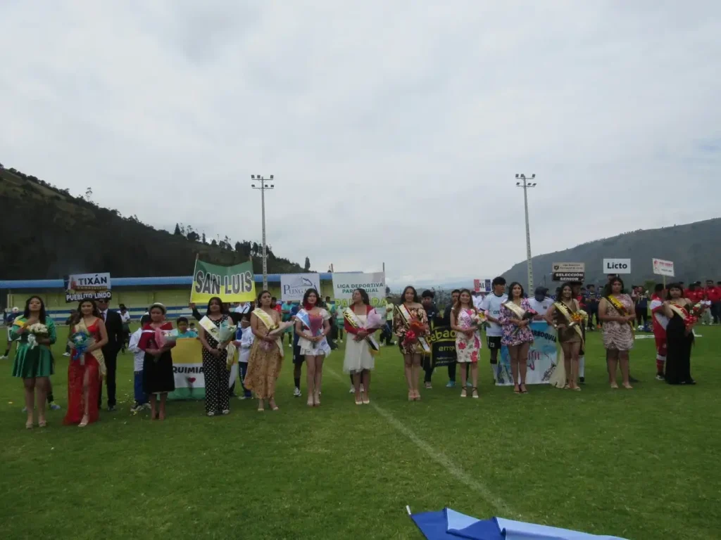 Campeonato de fútbol de parroquias rurales se inauguró en Penipe