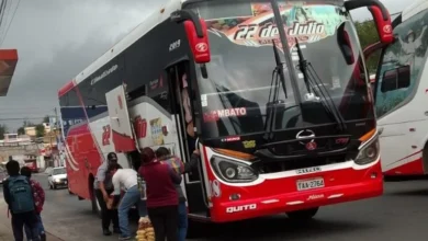 Vehículos piratas contra cooperativas de guaranda