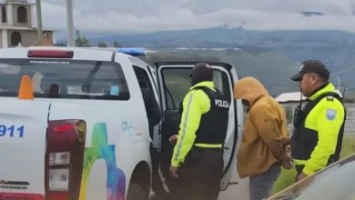 Banda de robacasas capturada en Techo Propio, Ambato.