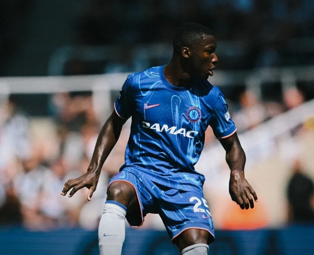 Chelsea y 'Moi' Caicedo se complican la clasificación a Champions.