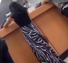 Mujer dice ser esposa de Jesús y exigió $70.000 en banco