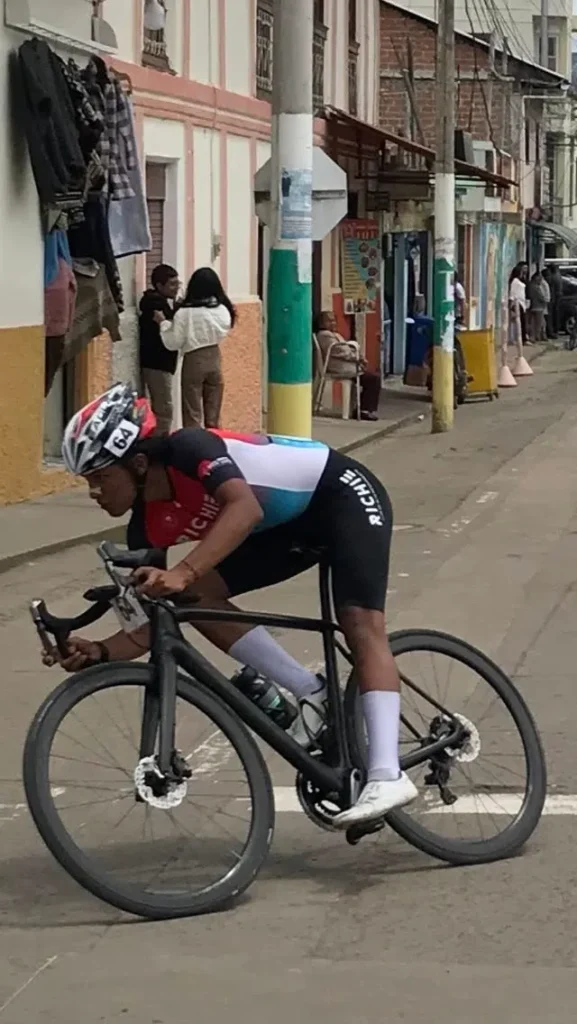 Ciclista de Riobamba se ubicó 2do en la Vuelta al Sur de Nariño