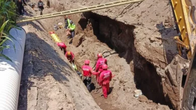 Familia de trabajadores fallecidos en obra piden indemnización
