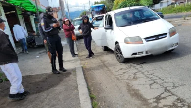 Chofer sancionado por no portar documentos en regla