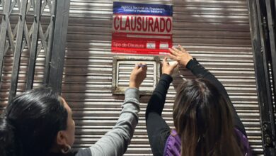 Farmacia clausurada en Riobamba por vender medicina caducada