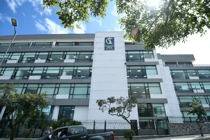 Jueces y fiscales acusados tras informe de Contraloría 