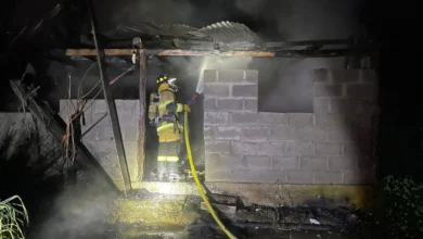 Morona: incendio consumió una casa en Gualaquiza.