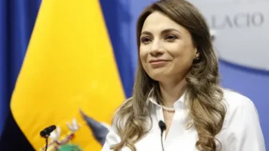 Gobierno reduce ministerios y desvincula a 5 mil funcionarios