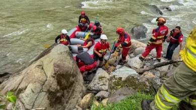 Policía fallece y otro desaparece tras ser arrastrados por el río, en entrenamiento