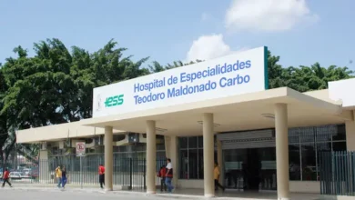 IESS desvincula a médicos residentes por festejo indebido en hospital