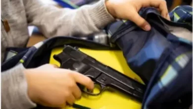 Estudiante con arma de fuego