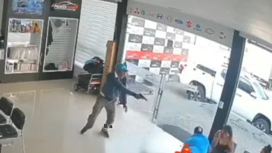 Delincuente armado roba más de USD 15000 a hombre en Ambato.