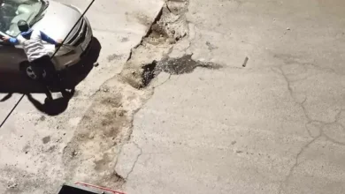 Vecinos denuncian calles llenas de huecos sin reparar