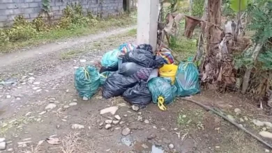 Falta de recolección de basura genera malestar en Caluma.