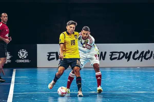 Riobambeño conforma la selección nacional de futsal.