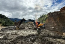 Militares desarticulan campo de minería ilegal en Gualaquiza.