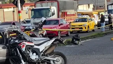 Instalación de semáforos en calles de alto riesgo en Ambato.