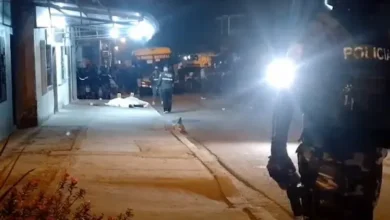 Padre e hijo asesinados mientras comían en la calle