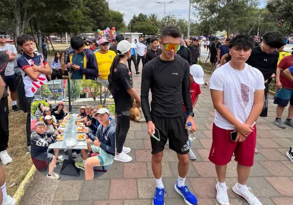 Carrera 2k Tragones se vivió con 300 personas en Riobamba.