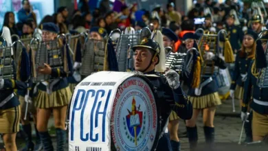 Riobamba en aprobación de ordenanza que institucionaliza Desfile Cívico de Exalumnos