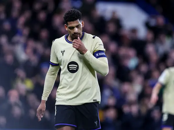 Ronald Araújo toma drástica decisión por su salud mental.