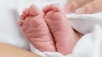 Bebé de 6 meses muere tras golpiza de su padre