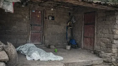 Adulta mayor y su nieta envenenadas con comida