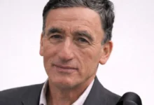 Chimbo: hombre asesinado tras violento asalto en su casa.