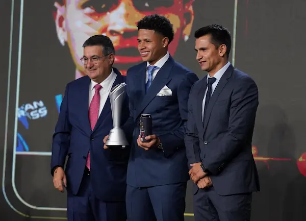 Gala El Pro: todos los ganadores del torneo ecuatoriano 2025.