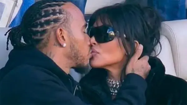 Kim Kardashian y Lewis Hamilton confirman su relación en el Super Bowl 2026