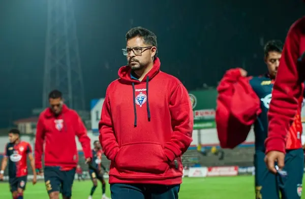 Olmedo se queda sin el técnico que iba a dirigir en 2026.