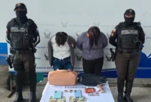 Policía detiene a 2 mujeres por estafa en Morona Santiago.