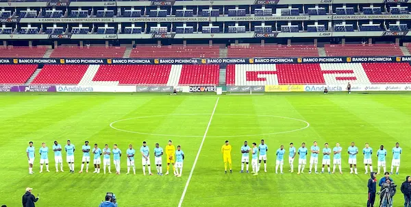 Universidad Católica espera 30 minutos a Emelec en LigaPro.