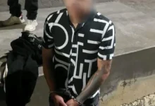 Vecinos de barrio de Riobamba atraparon a ladrón de carros