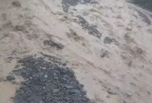 Fuertes lluvias ponen en peligro puente de Pallatanga