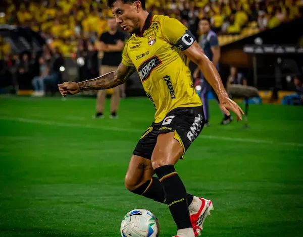 Barcelona confirma la lesión de Joao Rojas vs Botafogo. FUENTE: BSC.