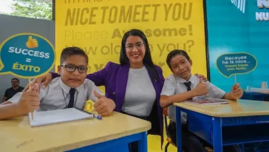 Becas Because Is Nice 2026: registro para aprender inglés