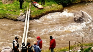 Hallan cuerpo de mujer desaparecida tras deslave en Sigchos.