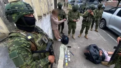 Hombre que tenía USD 4280 falsos en Riobamba está preso