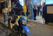 Jóvenes de Riobamba estafados en tienda de celulares