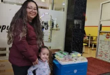 Madre elabora postres para ayudar a su hija enferma