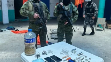 Militares decomisan droga y celulares en cárcel de Cotopaxi.
