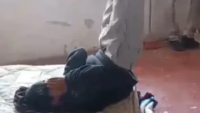 Video | Golpean a joven por negarse a consumir drogas