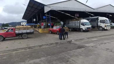 Mercado Mayorista de Riobamba: ferias y servicios.