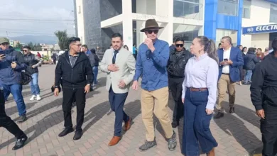 Ministro de Agricultura entrega Sello Verde a productora de Chimborazo,