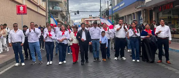 ¿Quiénes son los candidatos de Cambio 62?