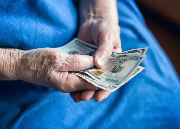 Pensiones en Ecuador revelan una brecha desde la vida laboral